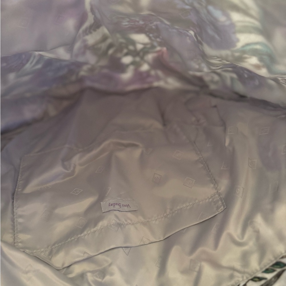 Vera Bradley Floral Tote with a plastic covering for easy cleaning - Picture 4 of 4